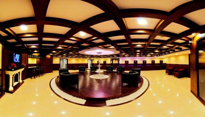 Clarks Exotica Convention Resort & Spa Devanahalli Bagian luar foto