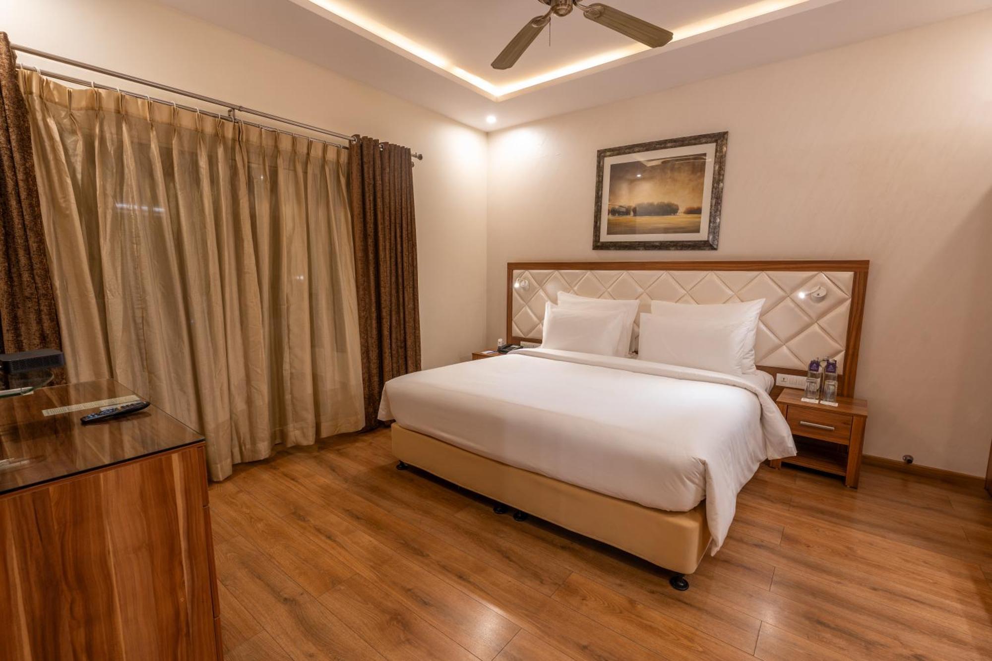 Clarks Exotica Convention Resort & Spa Devanahalli Bagian luar foto